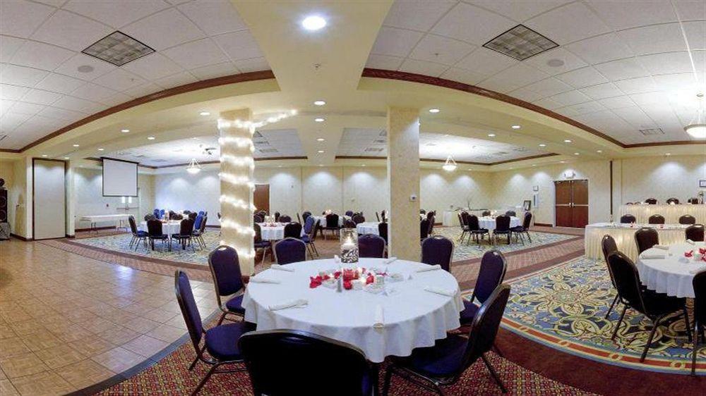 Holiday Inn Quincy By Ihg Екстериор снимка
