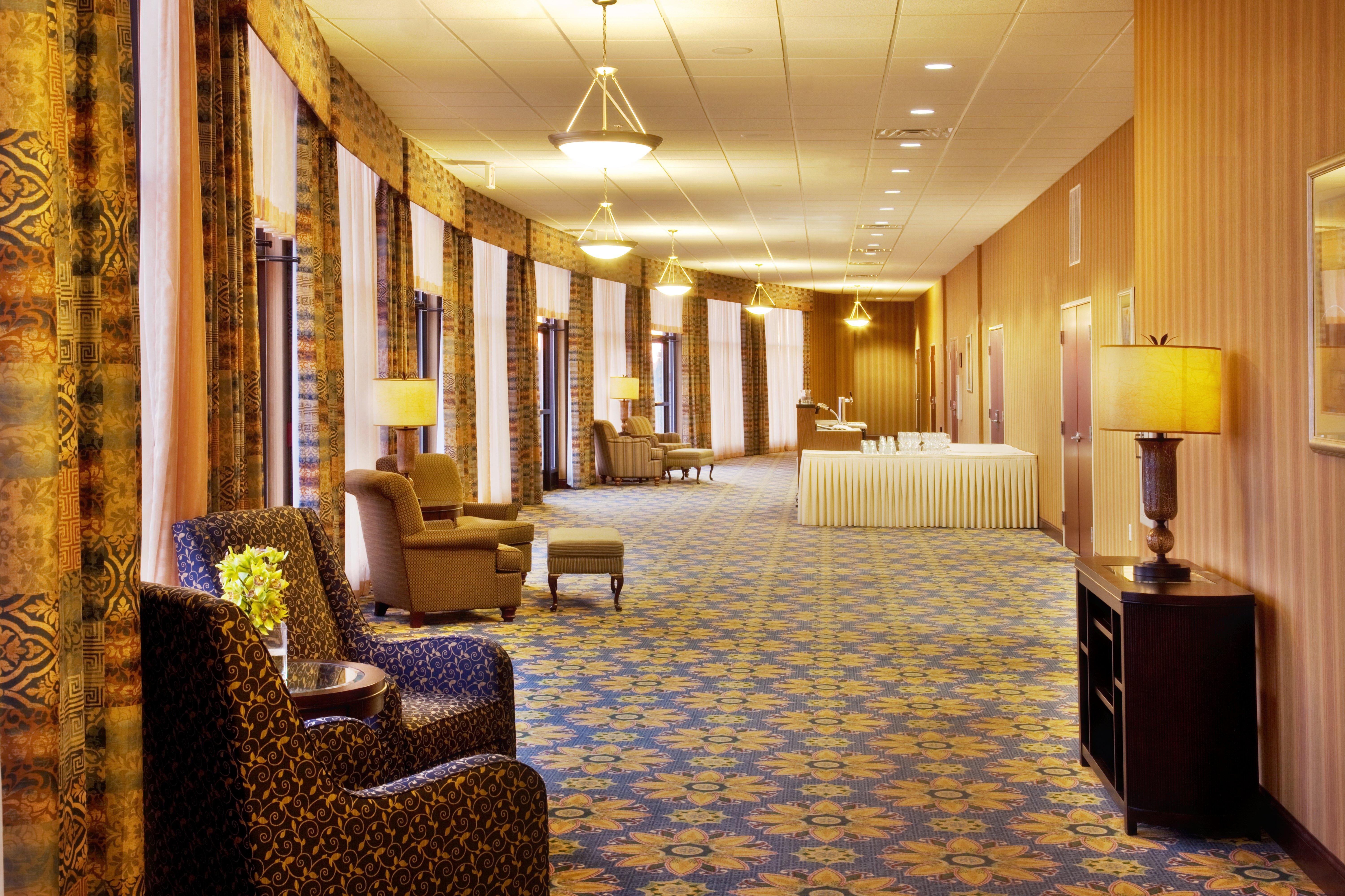 Holiday Inn Quincy By Ihg Екстериор снимка