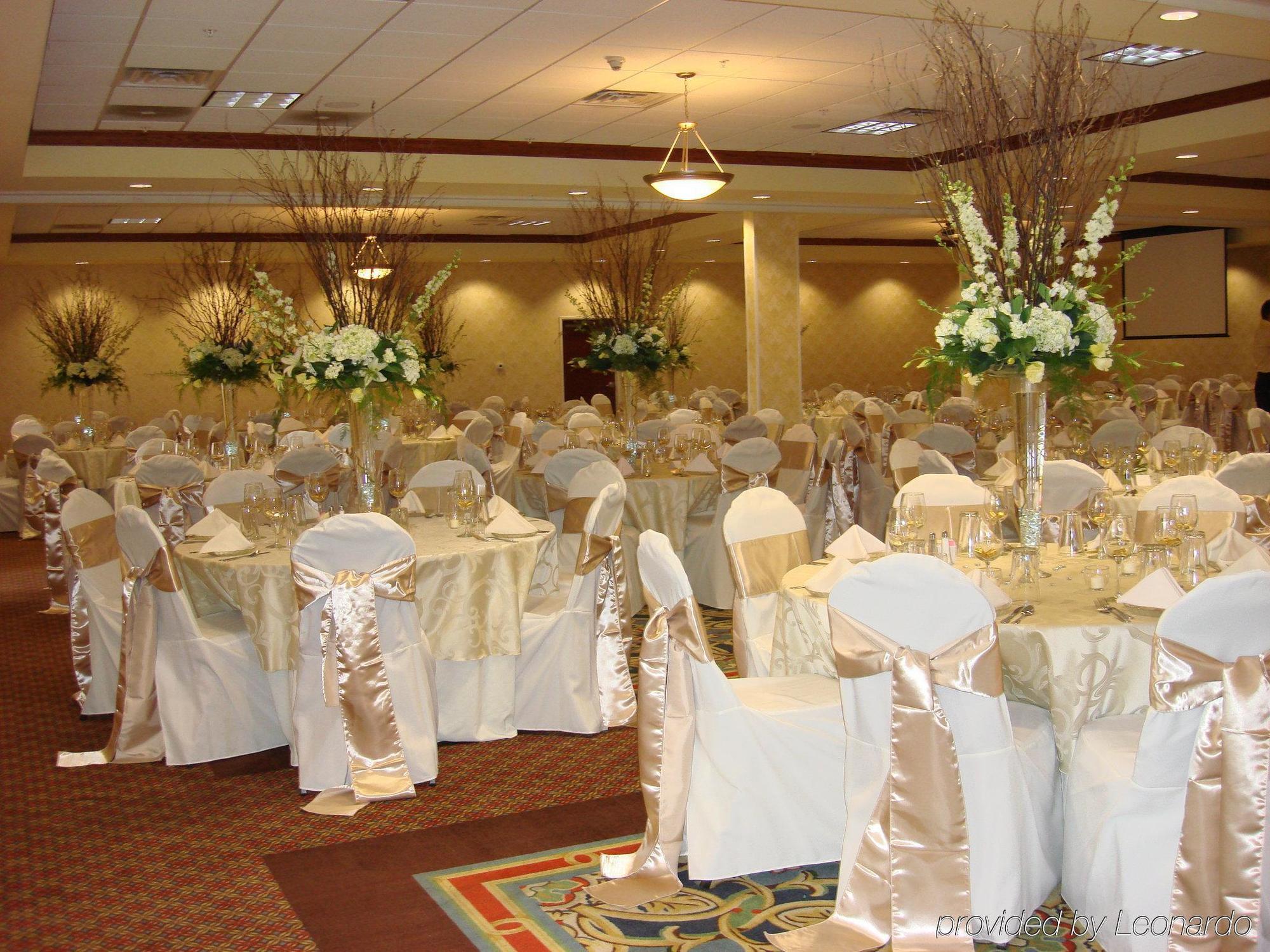 Holiday Inn Quincy By Ihg Екстериор снимка