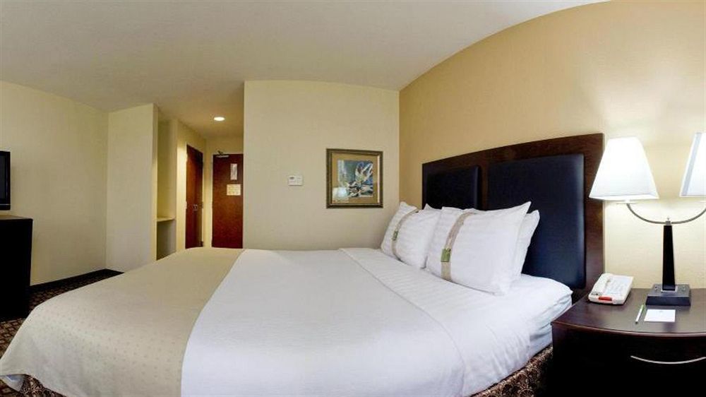 Holiday Inn Quincy By Ihg Екстериор снимка